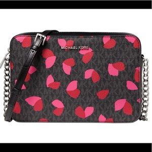 Brand new Michaels Kors purse